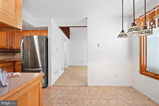 6 WHITEMARSH CT, Dover, DE 19904