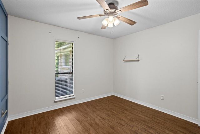 99 Poplar Dr., Hattiesburg, MS 39402