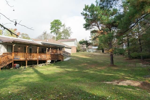 99 Poplar Dr., Hattiesburg, MS 39402