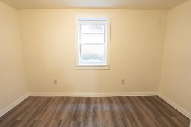 2462 S 9th STREET, Milwaukee, WI 53215