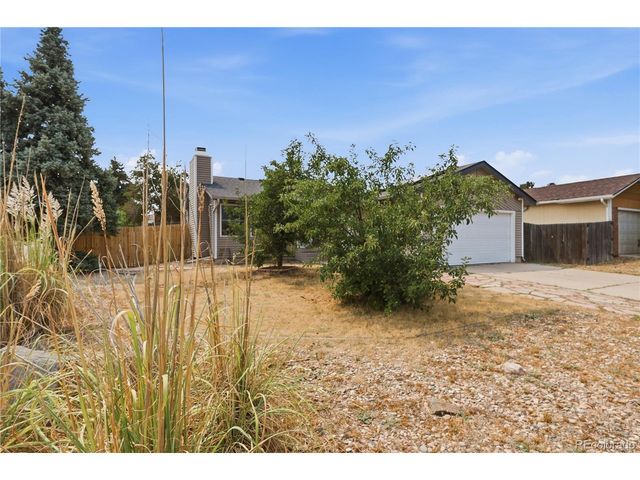 4100 S Laredo Way, Aurora, CO 80013