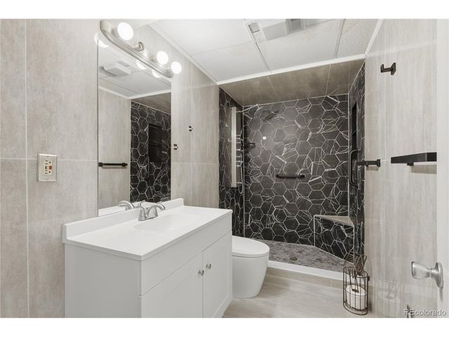 4100 S Laredo Way, Aurora, CO 80013