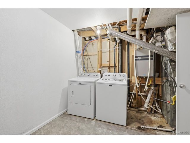 4100 S Laredo Way, Aurora, CO 80013
