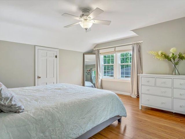 211 Country Club Lane, Belleville, IL 62223