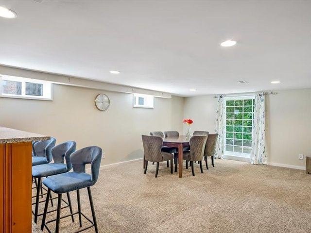 211 Country Club Lane, Belleville, IL 62223