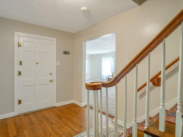 211 Country Club Lane, Belleville, IL 62223
