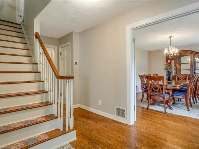 211 Country Club Lane, Belleville, IL 62223