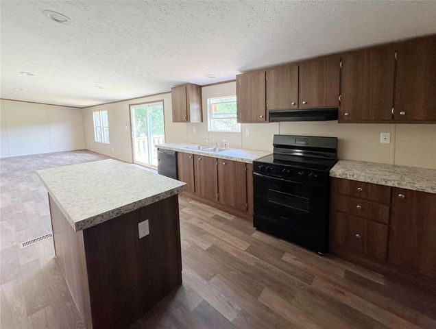 26817 Long Street, Splendora, TX 77372