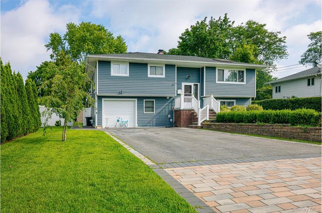 199 W Orange Street, Brentwood, NY 11717