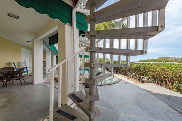 600 SOUNDVIEW DRIVE, Palm Harbor, FL 34683