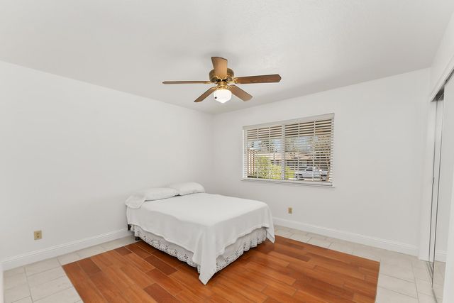 1520 Crestmont Oak Dr, Roseville, CA 95661