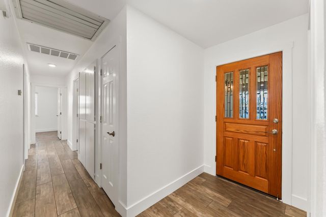 1520 Crestmont Oak Dr, Roseville, CA 95661