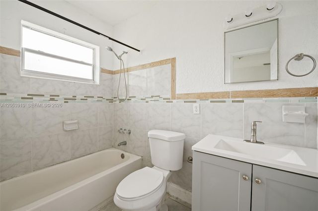 1429 NE 118th Ter, Miami, FL 33161