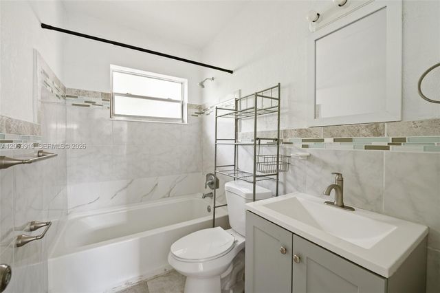 1429 NE 118th Ter, Miami, FL 33161