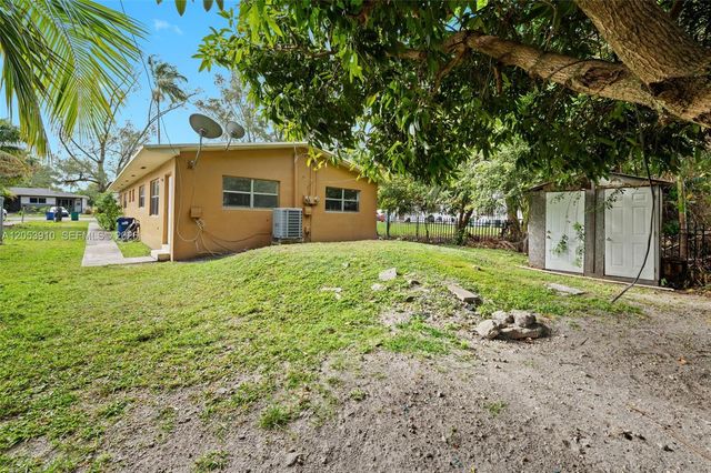 1429 NE 118th Ter, Miami, FL 33161