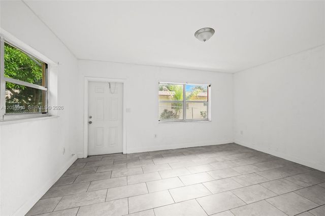 1429 NE 118th Ter, Miami, FL 33161