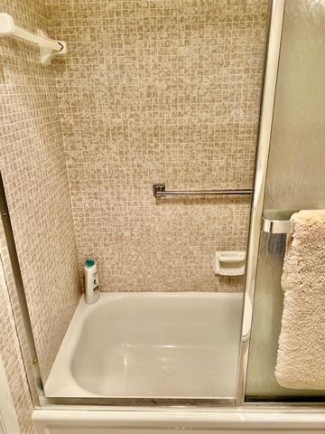 2144 Cambridge G, Deerfield Beach, FL 33442