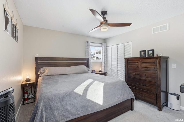 3880 TANGLEFOOT Court, Bettendorf, IA 52722