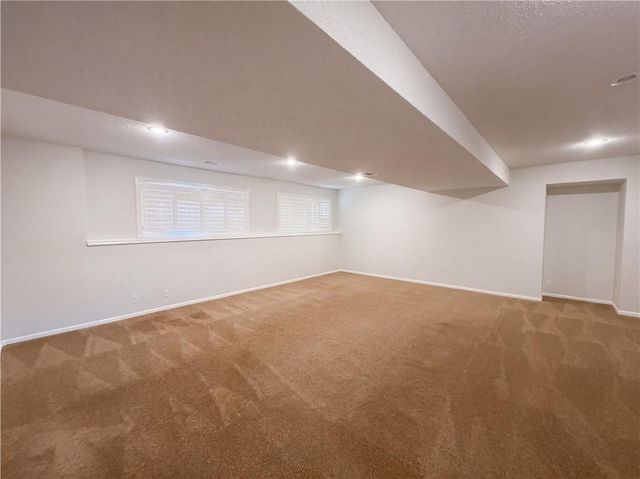 7825 W 143rd Place, Overland Park, KS 66223