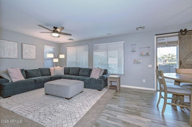 2747 W VIA BONA FORTUNA Drive, Phoenix, AZ 85086