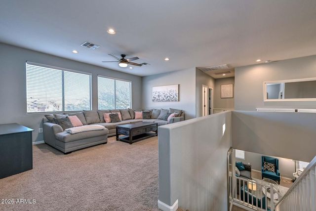 2747 W VIA BONA FORTUNA Drive, Phoenix, AZ 85086