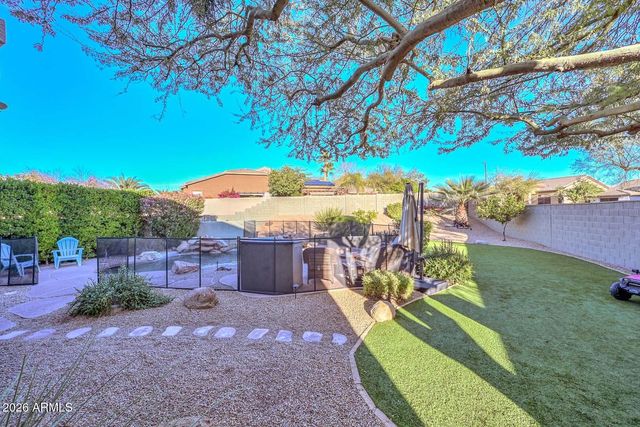 2747 W VIA BONA FORTUNA Drive, Phoenix, AZ 85086