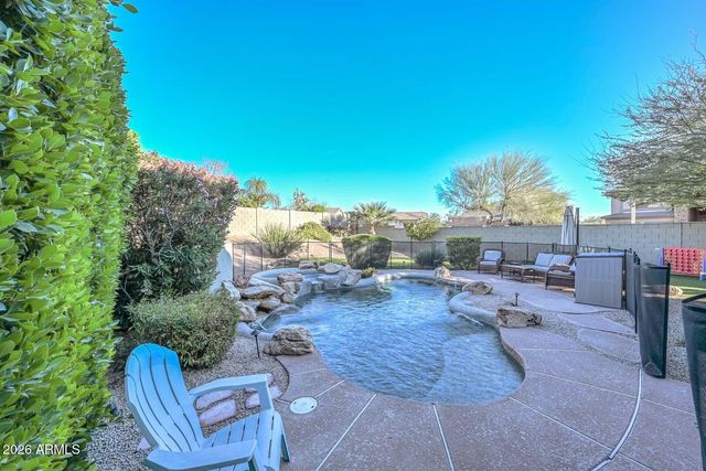 2747 W VIA BONA FORTUNA Drive, Phoenix, AZ 85086