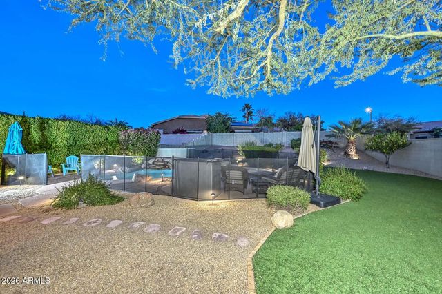 2747 W VIA BONA FORTUNA Drive, Phoenix, AZ 85086