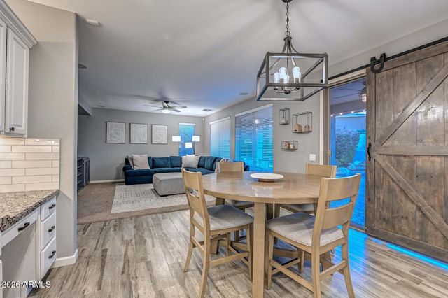 2747 W VIA BONA FORTUNA Drive, Phoenix, AZ 85086