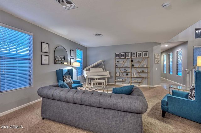 2747 W VIA BONA FORTUNA Drive, Phoenix, AZ 85086