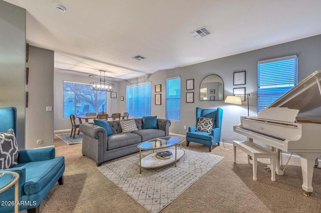 2747 W VIA BONA FORTUNA Drive, Phoenix, AZ 85086