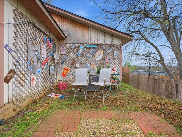 1301 McKie CV, Austin, TX 78752