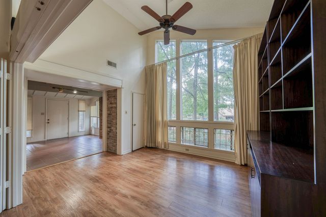 31 Stonegate, Longview, TX 75605