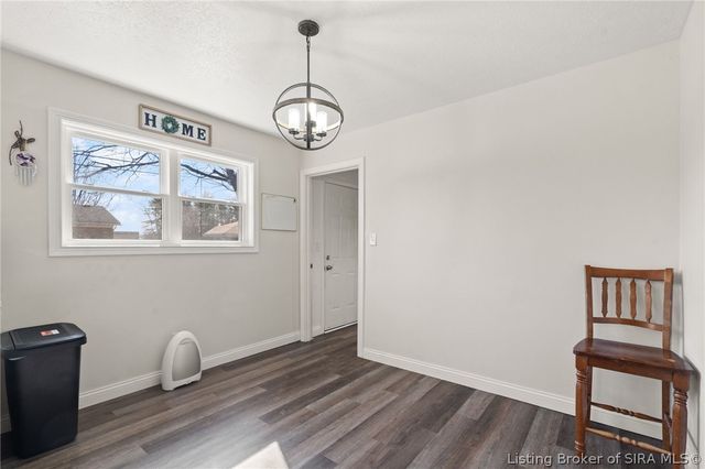 310 Lynn Lane, Charlestown, IN 47111