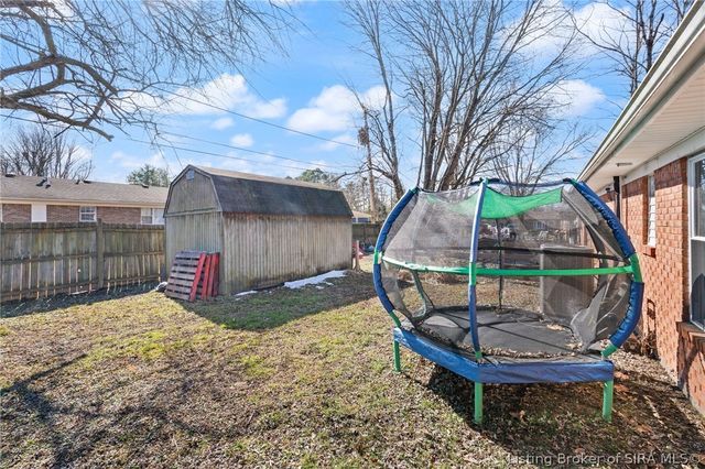 310 Lynn Lane, Charlestown, IN 47111