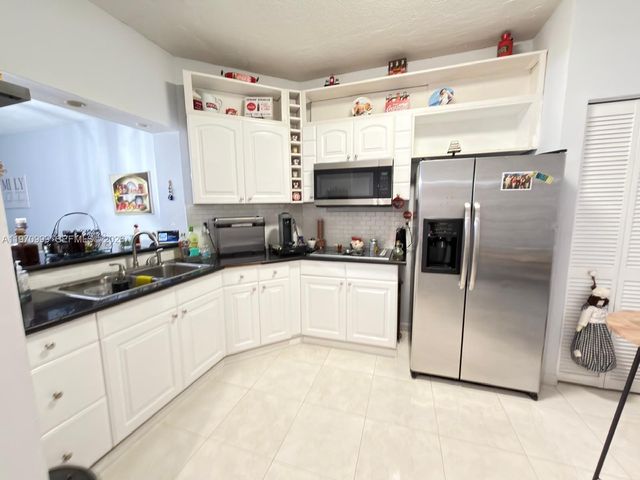 13044 SW 88th Ter N 105, Miami, FL 33186