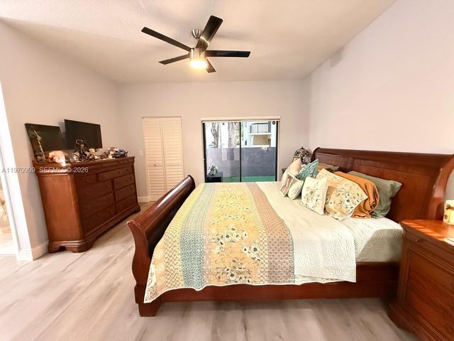 13044 SW 88th Ter N 105, Miami, FL 33186