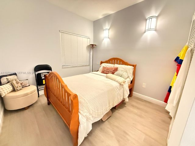 13044 SW 88th Ter N 105, Miami, FL 33186