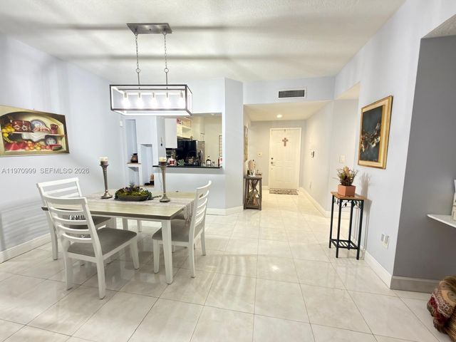 13044 SW 88th Ter N 105, Miami, FL 33186