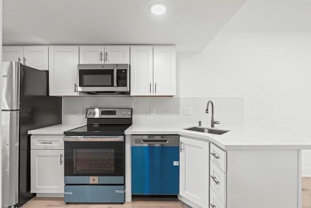 36 SE 13th Terrace, Dania Beach, FL 33004