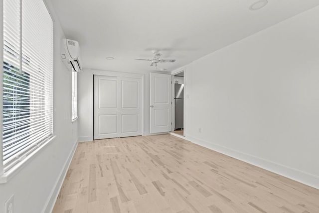 36 SE 13th Terrace, Dania Beach, FL 33004