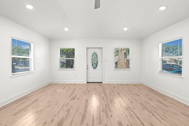 36 SE 13th Terrace, Dania Beach, FL 33004