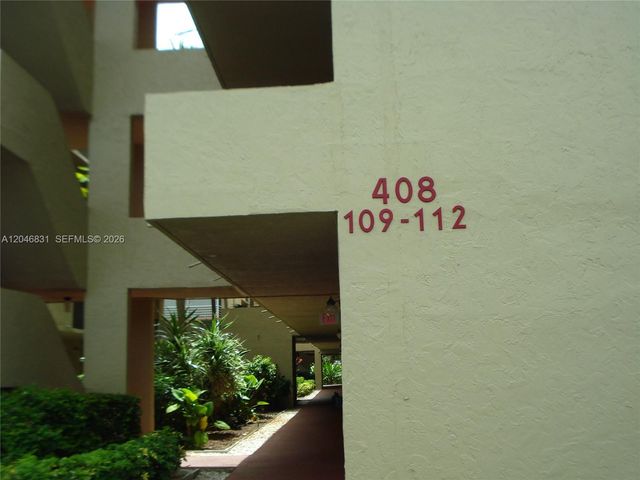 408 NW 68th Ave 209, Plantation, FL 33317