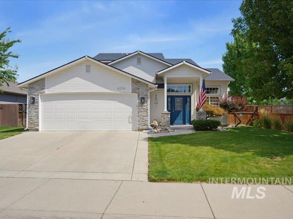 4294 E English Dr, Meridian, ID 83642 photo 3