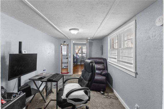 805 Rhodes Avenue, Grandview, MO 64030