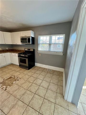 210 Pennsylvania Ave Apt 1, Norfolk, VA 23504