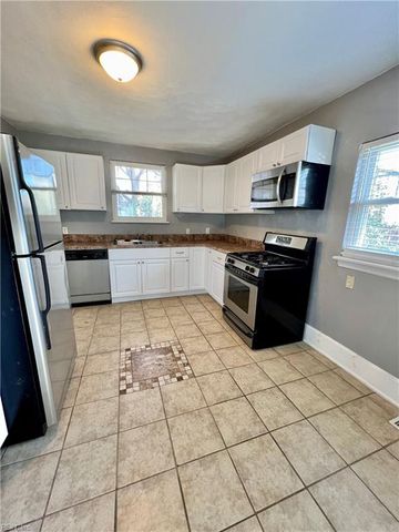 210 Pennsylvania Ave Apt 1, Norfolk, VA 23504