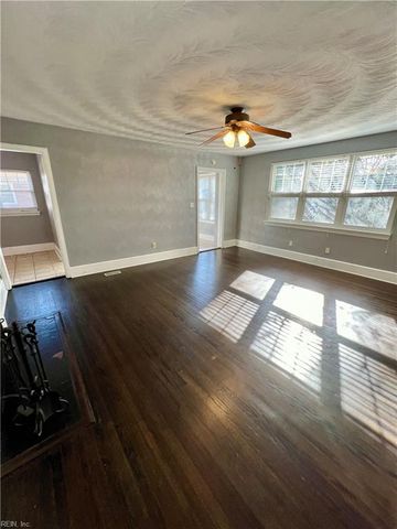 210 Pennsylvania Ave Apt 1, Norfolk, VA 23504