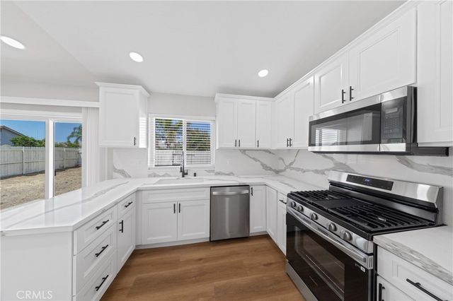 152 E Sage Avenue, San Jacinto, CA 92582