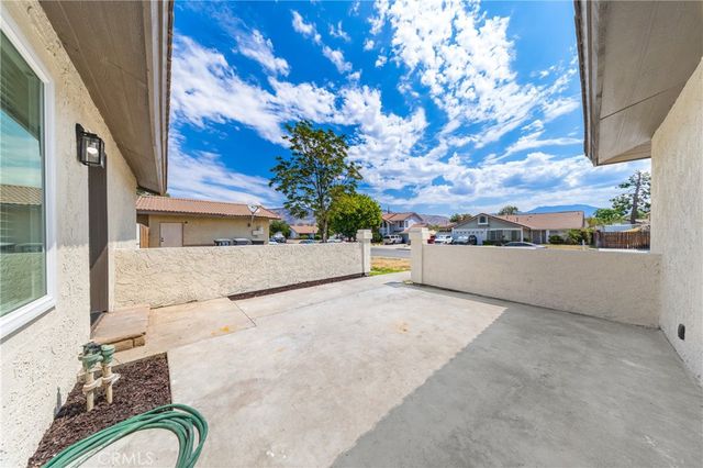 152 E Sage Avenue, San Jacinto, CA 92582